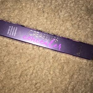 Creaseless concealer from Tarte
